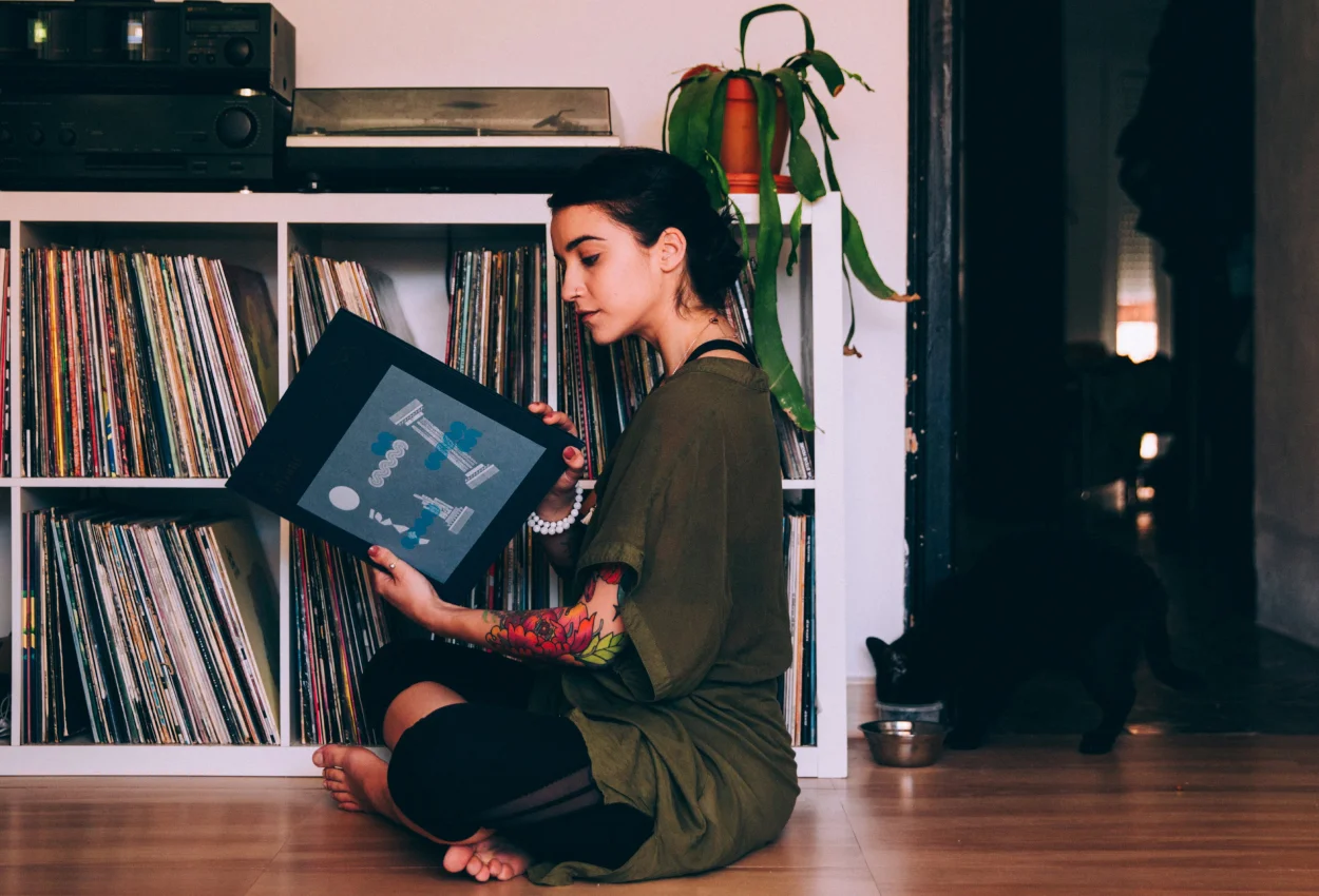 What Beauty Trends Can Turn a Person Into