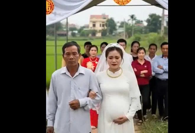 Cô dâu ch:ửa trước mẹ chồng không cho vào cửa trước mà bắt tr:èo tường vào nhà