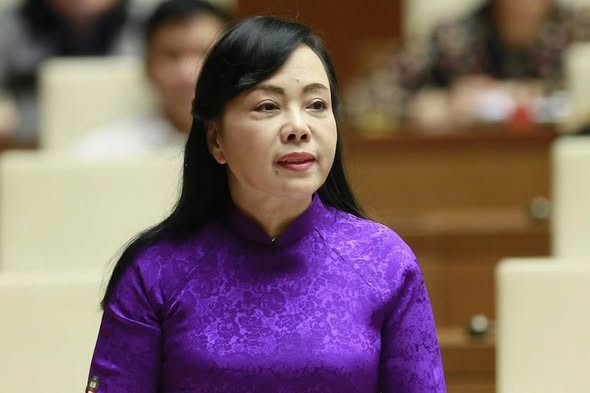 Nguyên Bộ trưởng Y tế Nguyễn Thị Kim Tiến bị cáo buộc nhận bao nhiêu tiền?