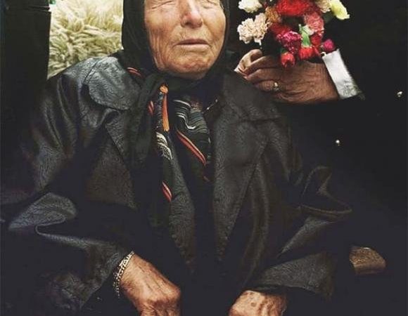 Dự báo giá vàng năm 2026 của nhà tiên tri mù Vanga