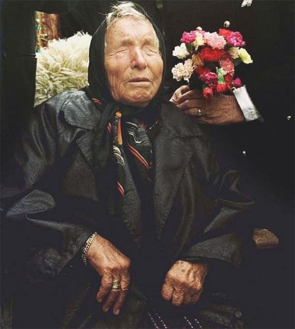 Dự báo giá vàng năm 2026 của nhà tiên tri mù Vanga