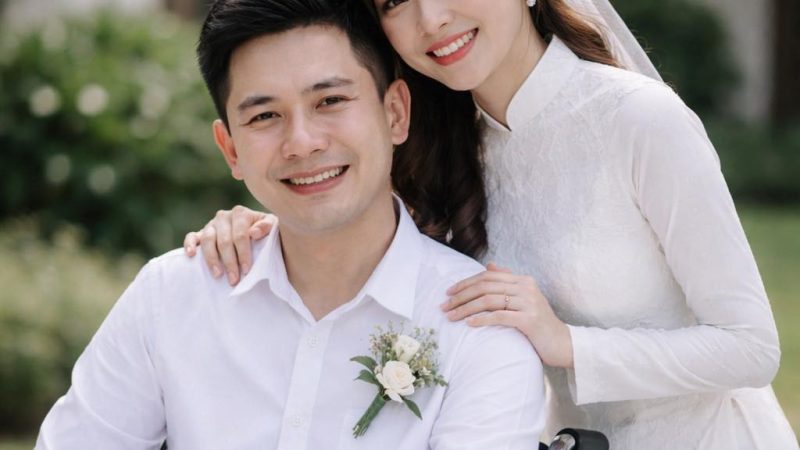 40 tuổi tôi nhắm mắt lấy đại anh chồng chân bị tật cho xong chuyện, đêm tân hôn tôi run rẩy khi lật tấm chăn lên, sự thật không ngờ…