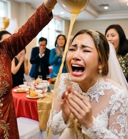 Cô dâu bị mẹ chồng tưới cả chén súp vào người Ngay Giữa Đám Cưới – Cô Làm Điều Khiến Cả Gia Đình chồng phải hối lỗi
