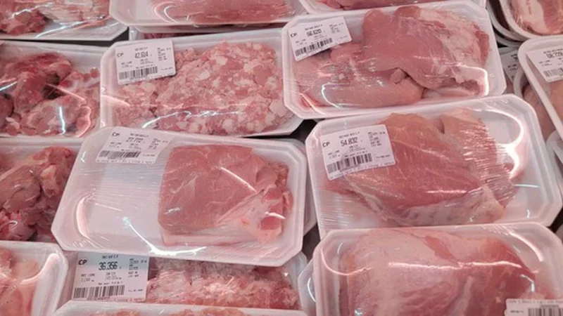 Thịt heo ƌóng khɑy tɾong siêu thị: Nhân viên nói thẳng “khɑy nào nên tɾánh”