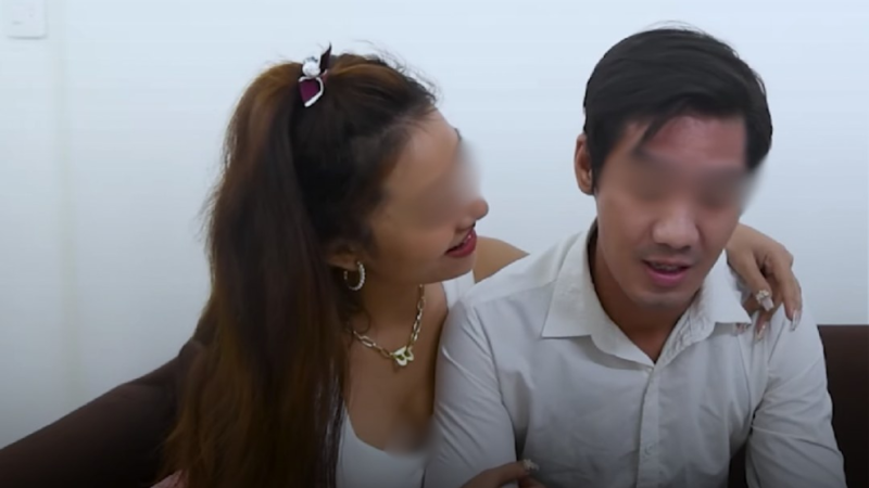 Hí hửng đi hẹn hò với em gái quen qua mạng. Ngỡ gặp được lọ lem đời mình, nào ngờ nhận lại bài học chua chát nhớ đời