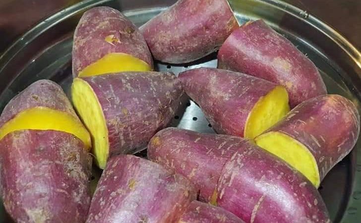 Ăn khoai lang luộc mỗi sáng suốt 1 năm, người phụ nữ 64 tuổi nhận “tin vui” bất ngờ
